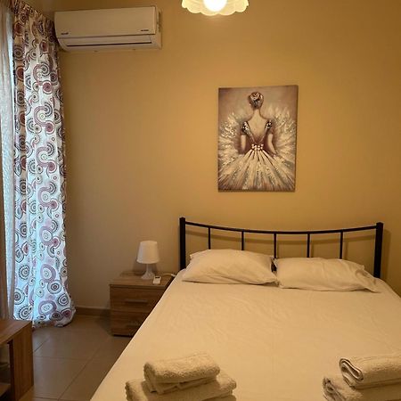 Apartament E & F Sea View Flat Néa Péramos Zewnętrze zdjęcie